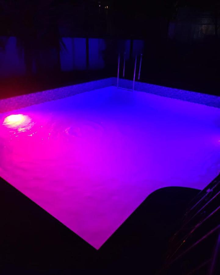 The Perfect Stays- Lal Mahal Villa With Disco Pool Lonavala Esterno foto