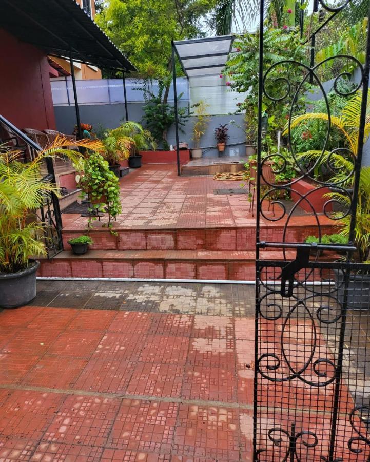 The Perfect Stays- Lal Mahal Villa With Disco Pool Lonavala Esterno foto